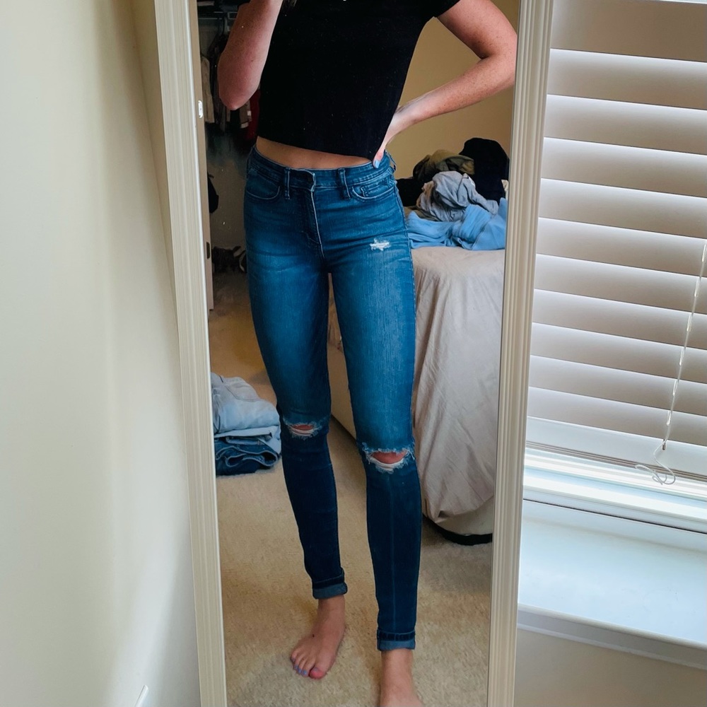 Hollister super skinny high rise blue jeans
